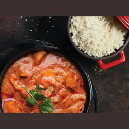 تكا تشيكن الأرز
